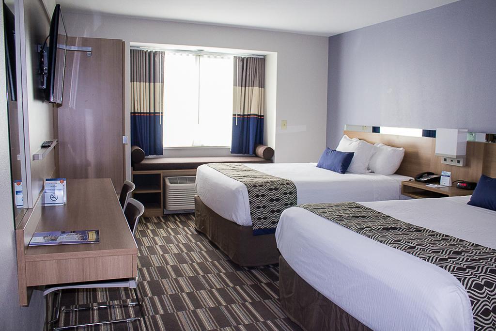 Microtel Inn & Suites By Wyndham - Penn Yan Exterior foto