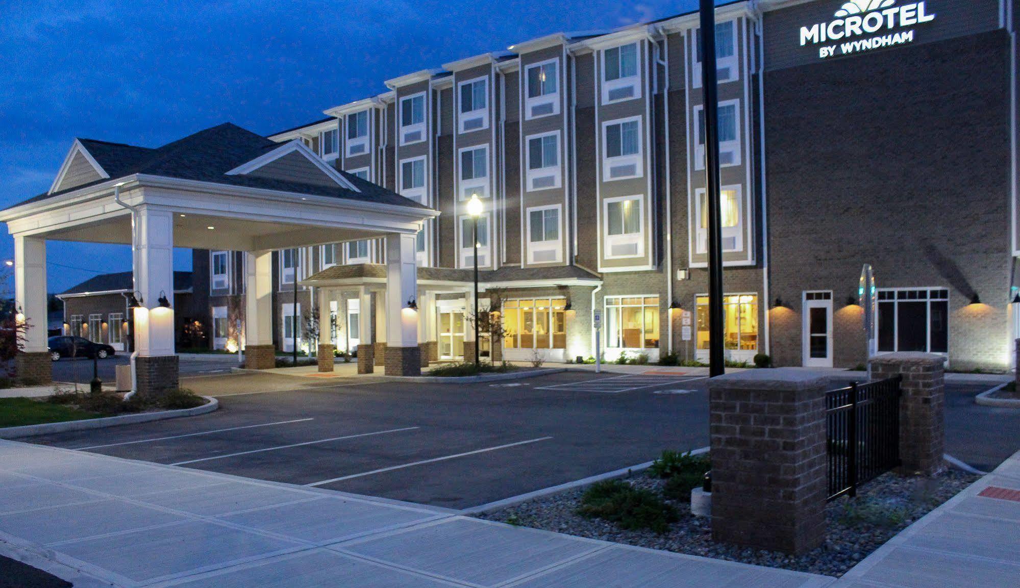 Microtel Inn & Suites By Wyndham - Penn Yan Exterior foto