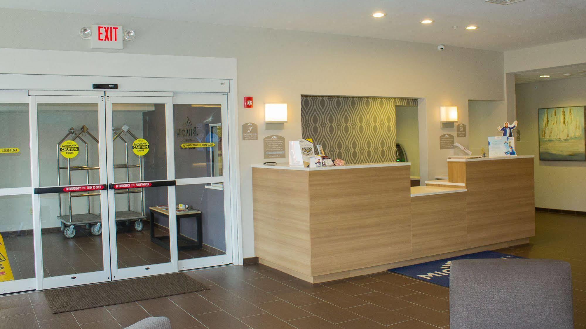 Microtel Inn & Suites By Wyndham - Penn Yan Exterior foto